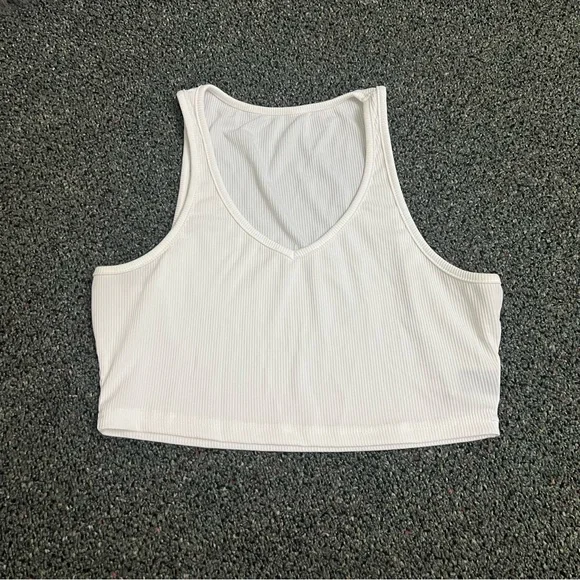 SHEIN White High Neck V-Neck Cropped Basic Ribbed Tank Top Casual Cute Shirt M - Picture 5 of 13